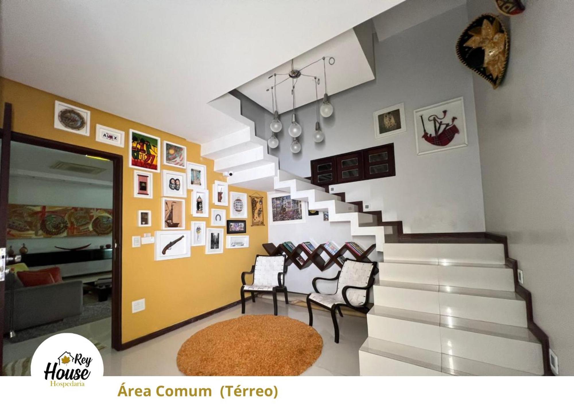 Rey House Homestay *