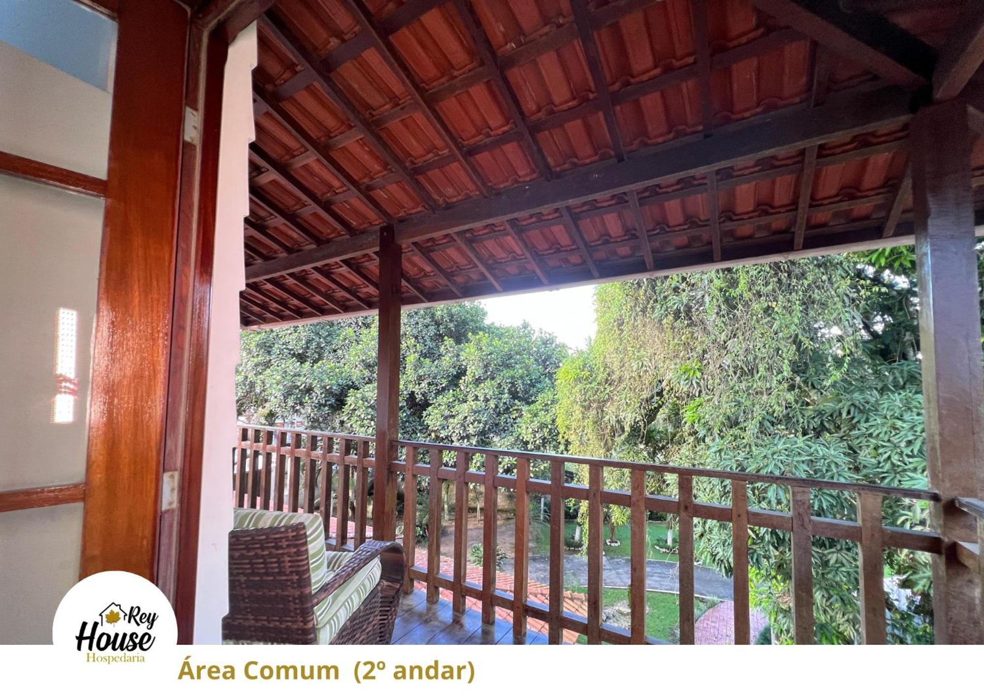 Homestay Rey House *